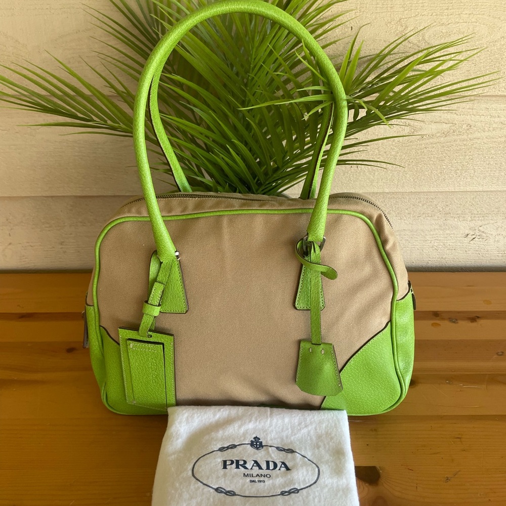 Authentic Prada tote bag💚💚💚